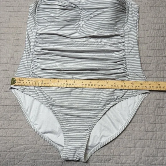 Nip Tuck Swim Gray & White Striped One-piece Swimsuit Size 12 - Picture 6 of 11
